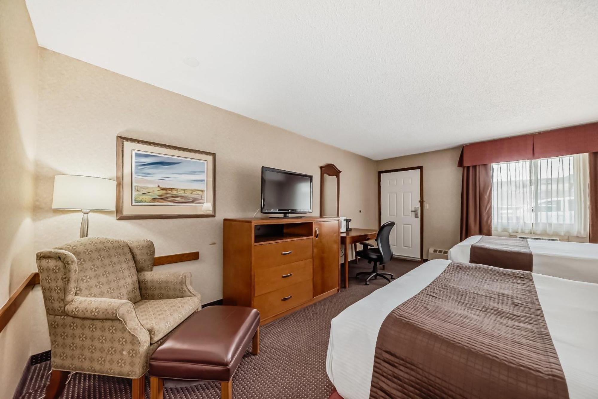 Stony Plain Inn & Suites Exterior foto