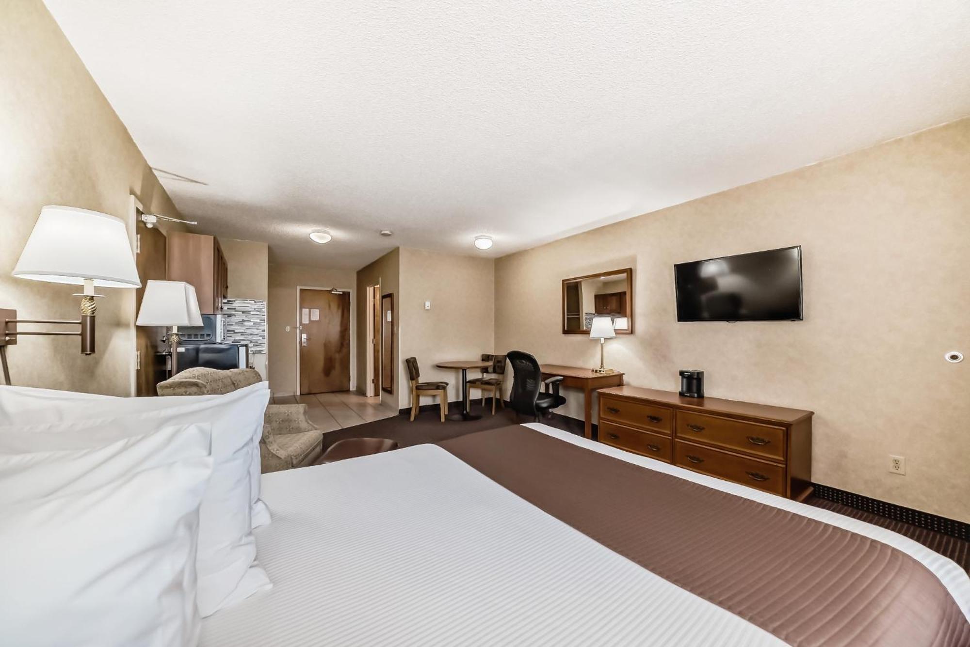 Stony Plain Inn & Suites Exterior foto